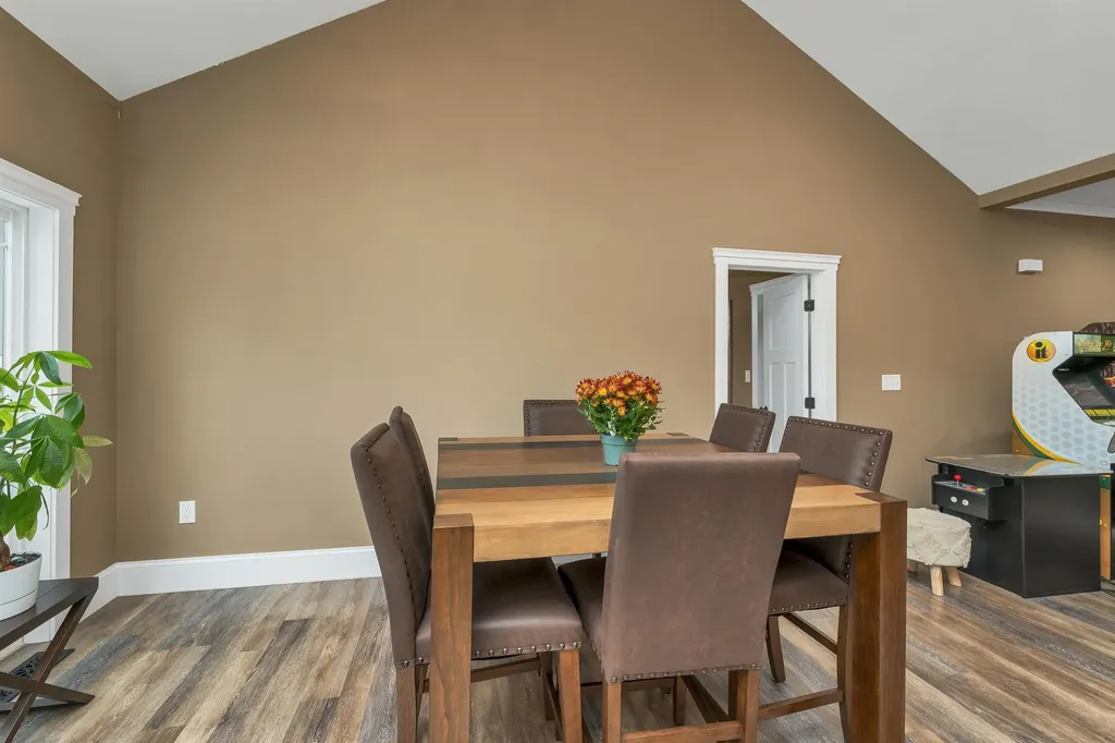 10 Echo Lane Laconia NH 03246