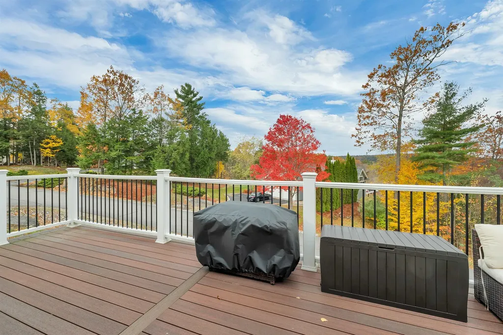 10 Echo Lane Laconia NH 03246