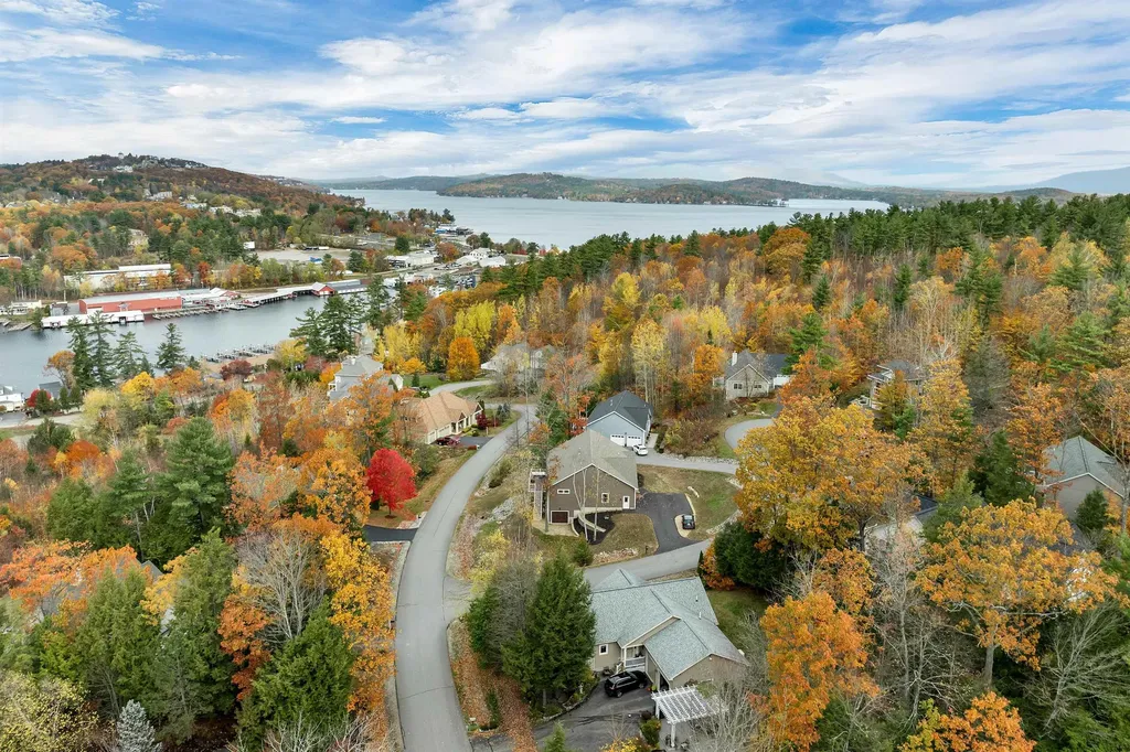 10 Echo Lane Laconia NH 03246