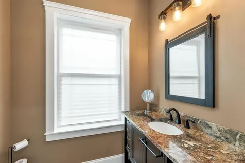 10 Echo Lane Laconia NH 03246