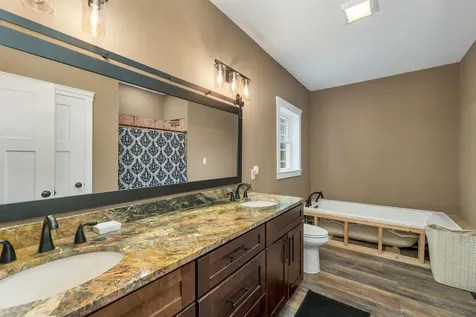 10 Echo Lane Laconia NH 03246