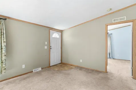 8 Perimeter Drive Rochester NH 03867