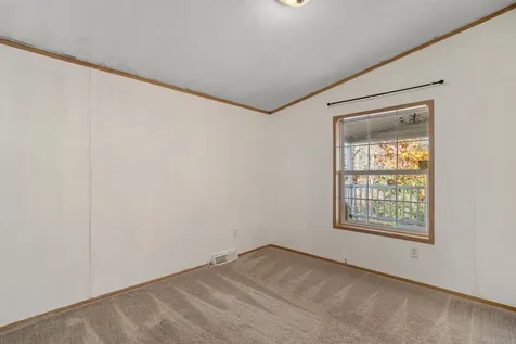 8 Perimeter Drive Rochester NH 03867