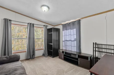 8 Perimeter Drive Rochester NH 03867