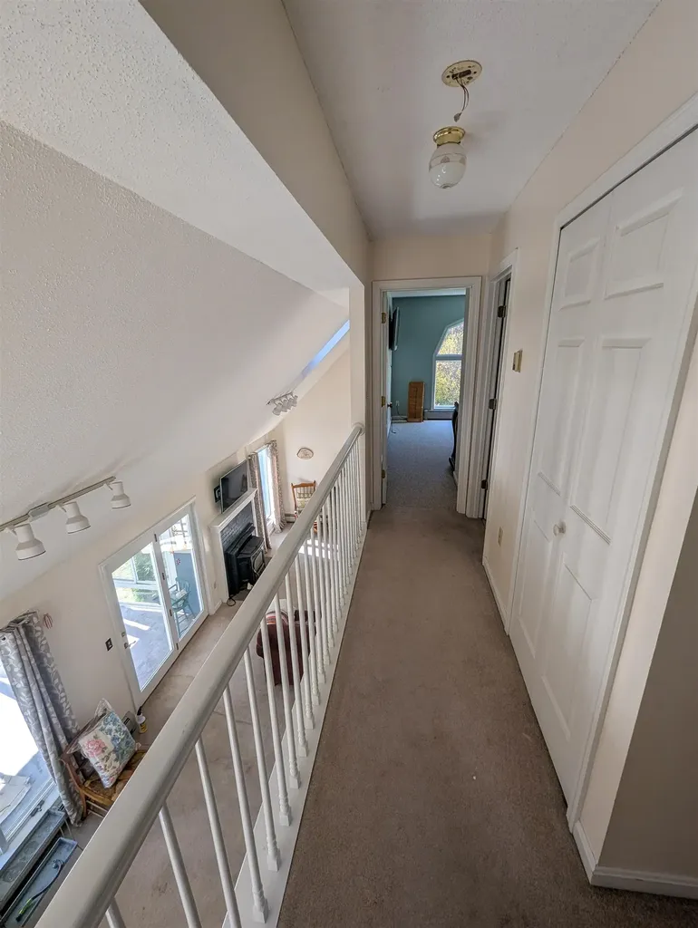 84 Old Jaffrey Road Peterborough NH 03458