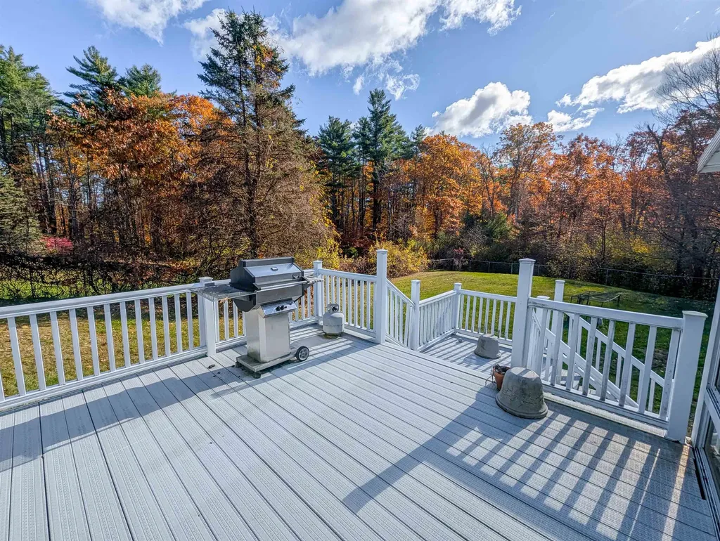 84 Old Jaffrey Road Peterborough NH 03458