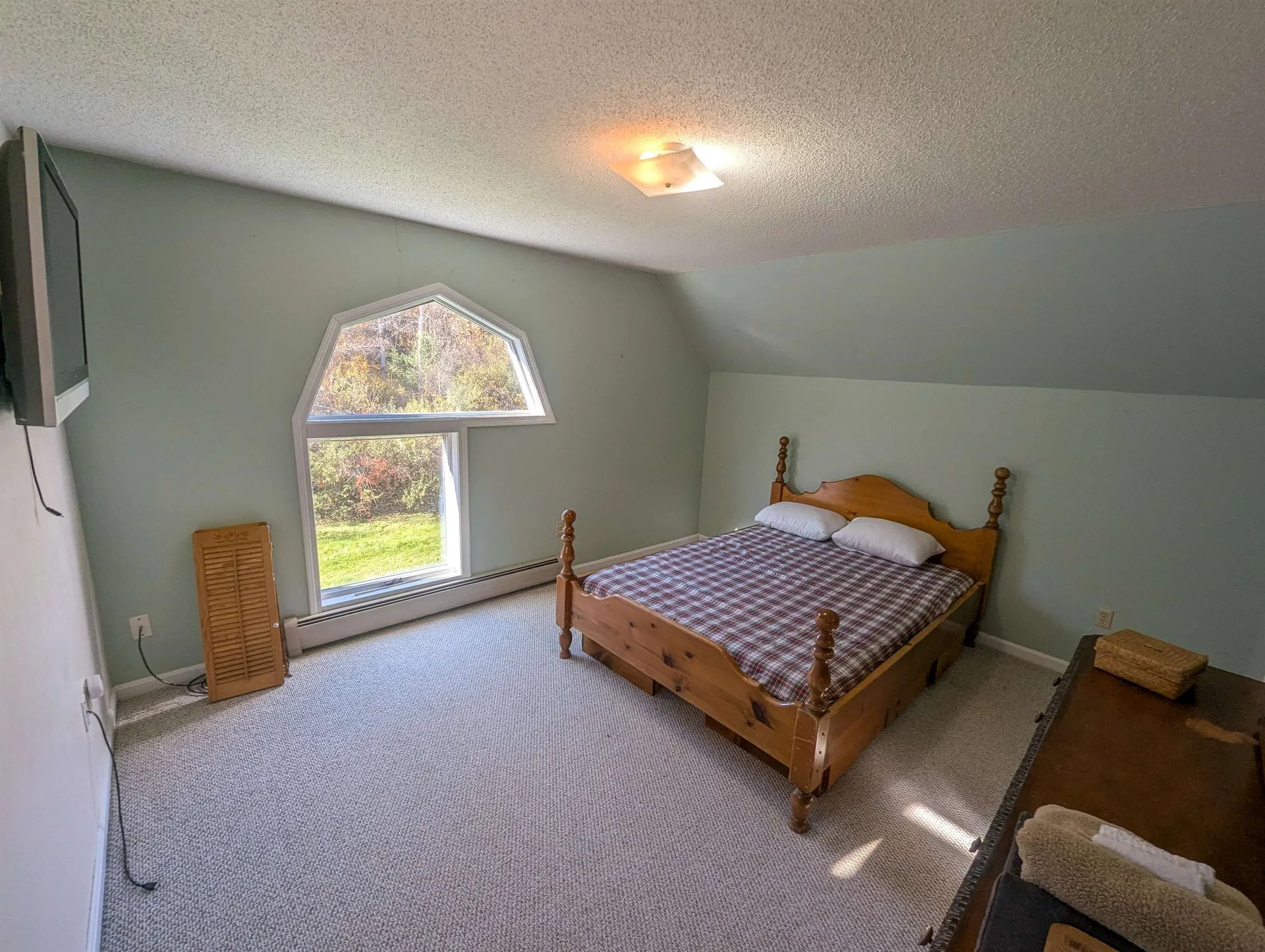 84 Old Jaffrey Road Peterborough NH 03458