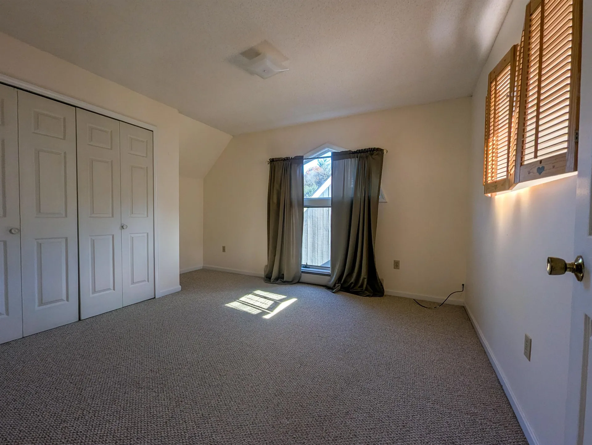 84 Old Jaffrey Road Peterborough NH 03458