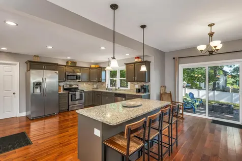 172 Center Street Wolfeboro NH 03894