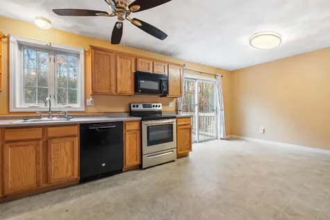 9A Sunshine Drive Hudson NH 03051