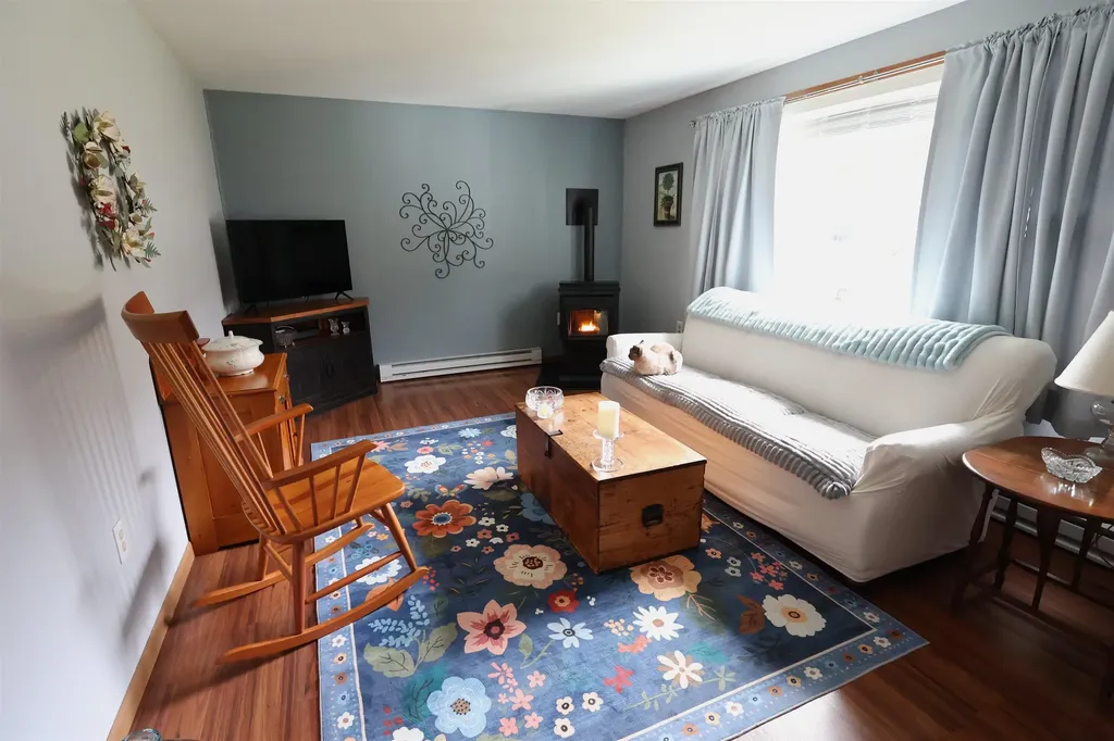 113 Hanover Street Hartford VT 05001