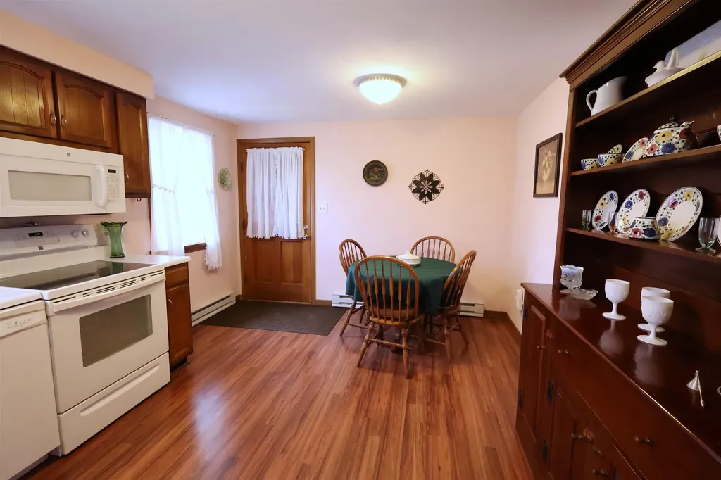 113 Hanover Street Hartford VT 05001