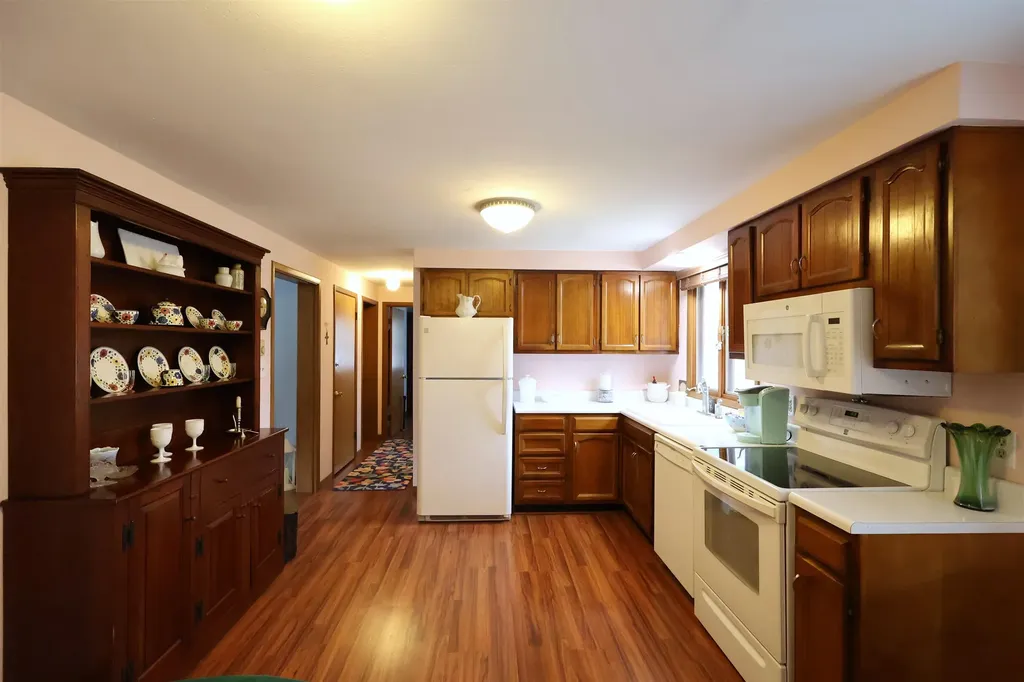 113 Hanover Street Hartford VT 05001