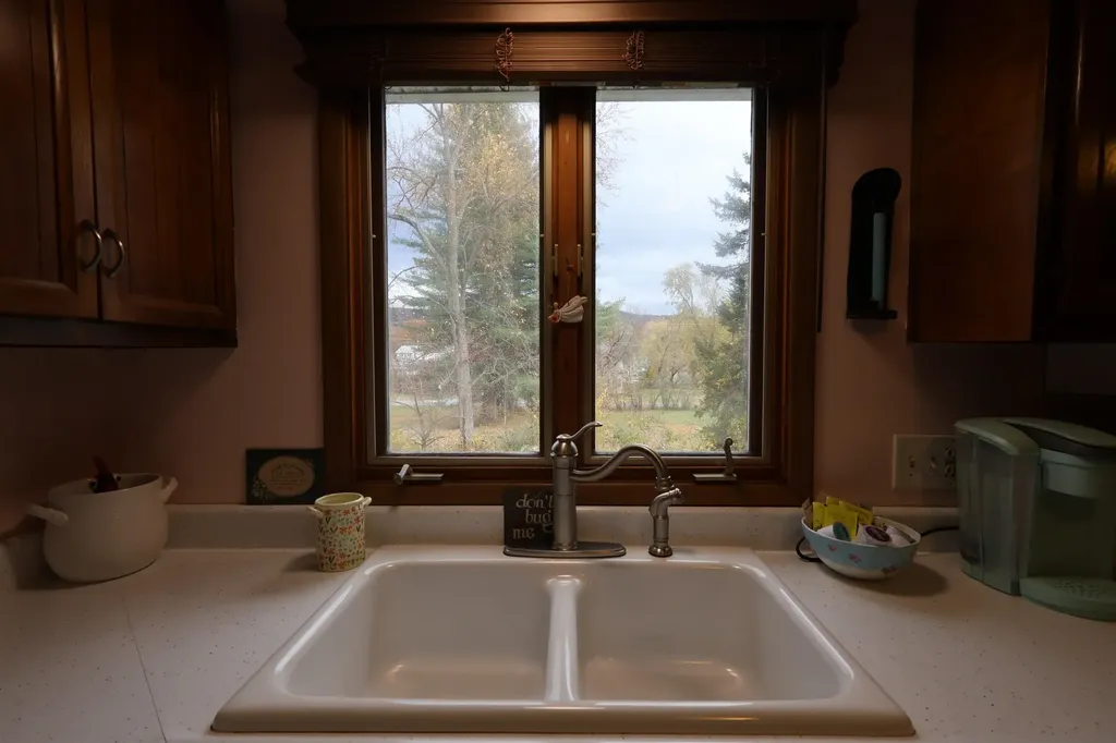 113 Hanover Street Hartford VT 05001