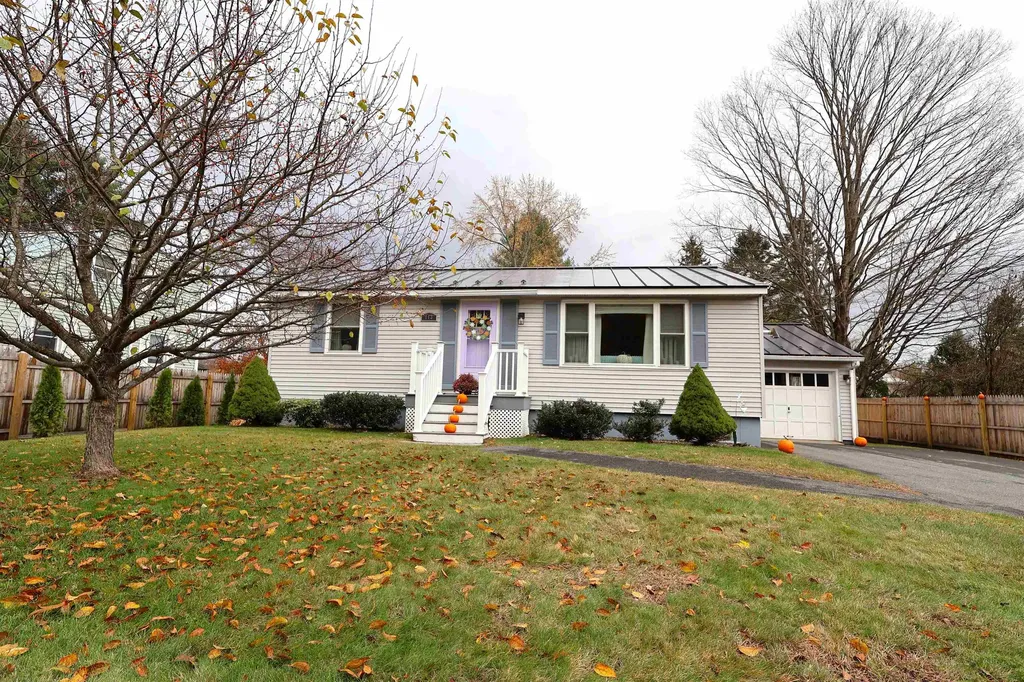 113 Hanover Street Hartford VT 05001