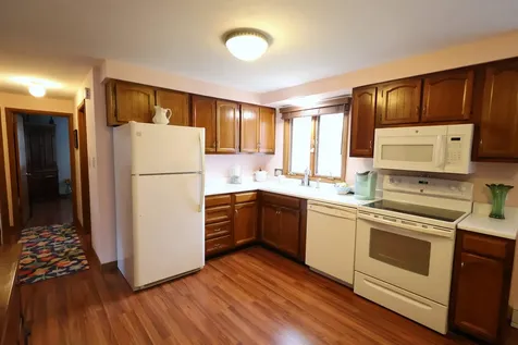 113 Hanover Street Hartford VT 05001