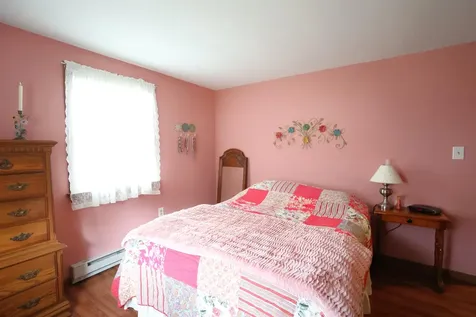 113 Hanover Street Hartford VT 05001