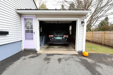 113 Hanover Street Hartford VT 05001