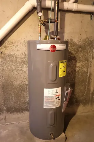 113 Hanover Street Hartford VT 05001