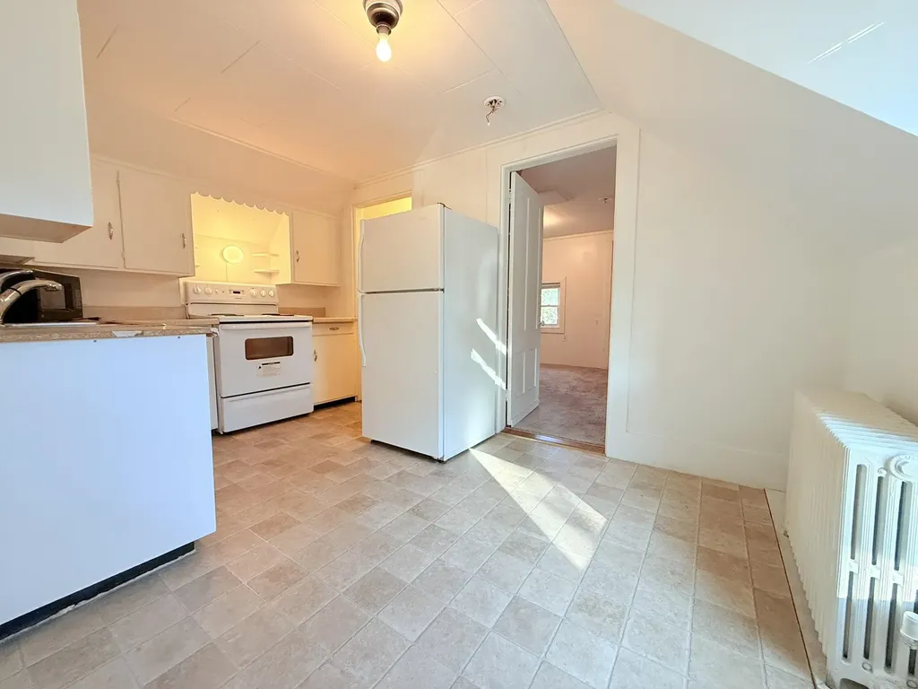 10 Spruce Avenue Claremont NH 03743