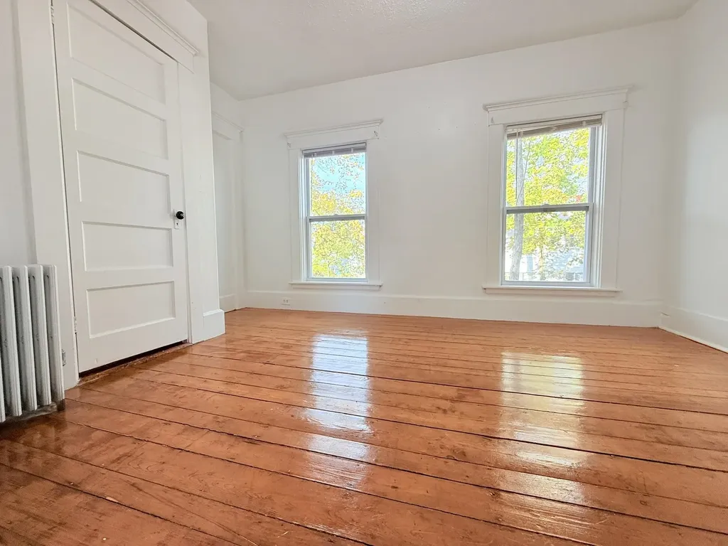 10 Spruce Avenue Claremont NH 03743