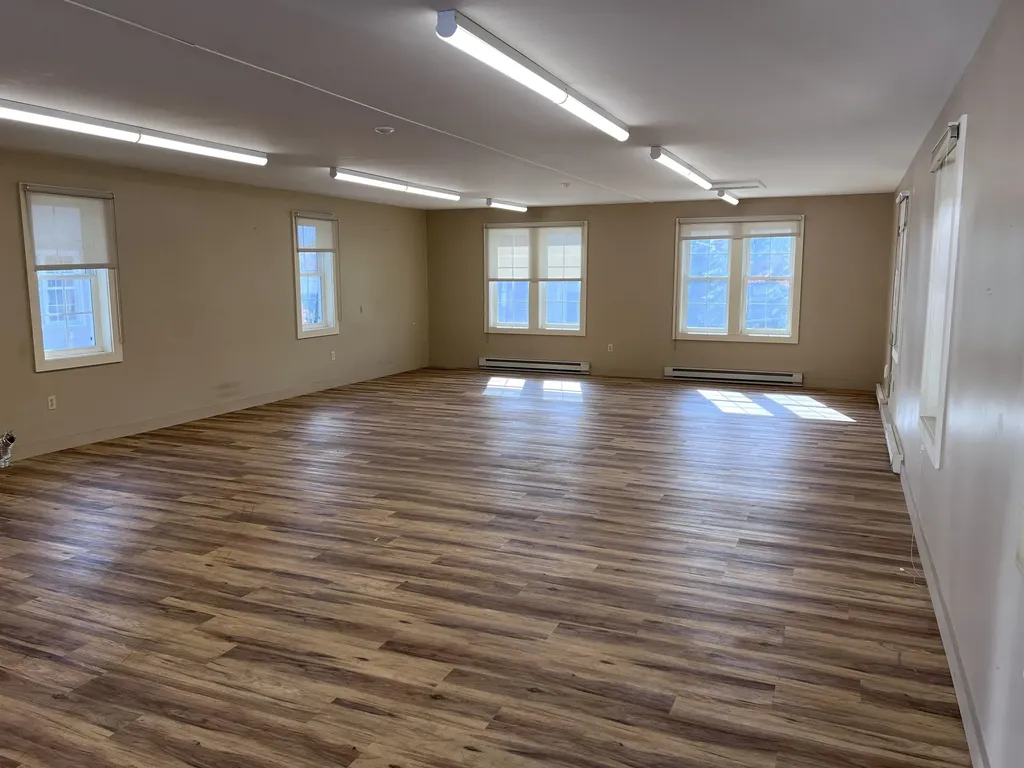 7 King Street Wolfeboro NH 03894