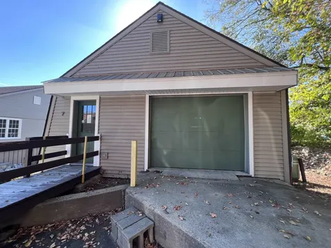 7 King Street Wolfeboro NH 03894