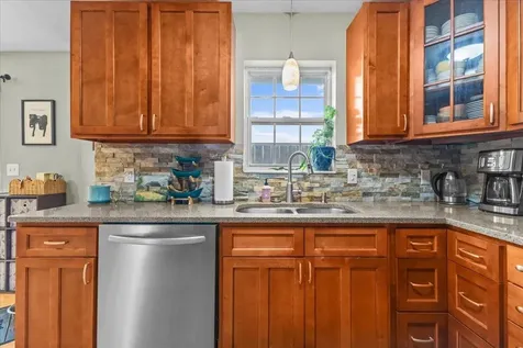 34 Tanglewood Drive St. Albans Town VT 05478