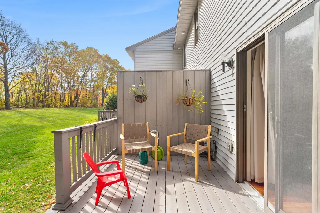 13 Moonlight Drive Newmarket NH 03857