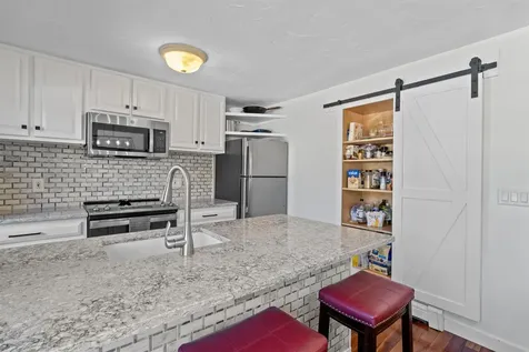 13 Moonlight Drive Newmarket NH 03857