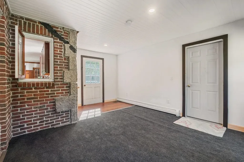 2165 Route 16 Ossipee NH 03814