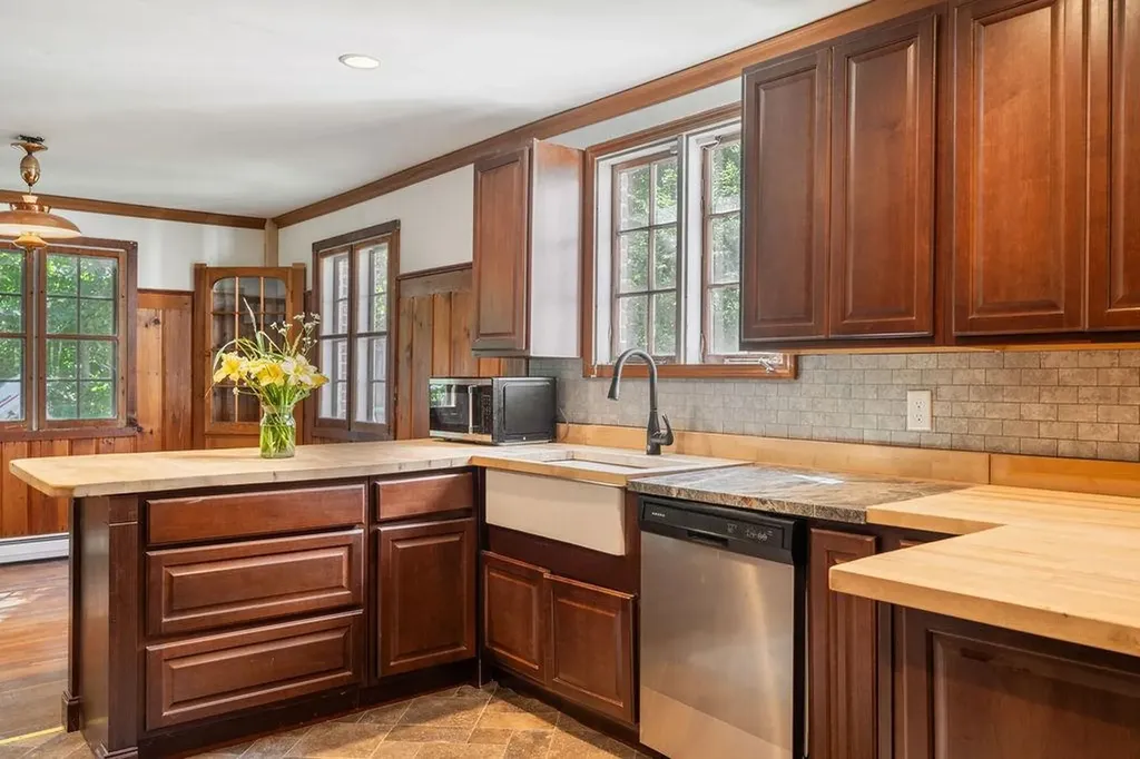 2165 Route 16 Ossipee NH 03814