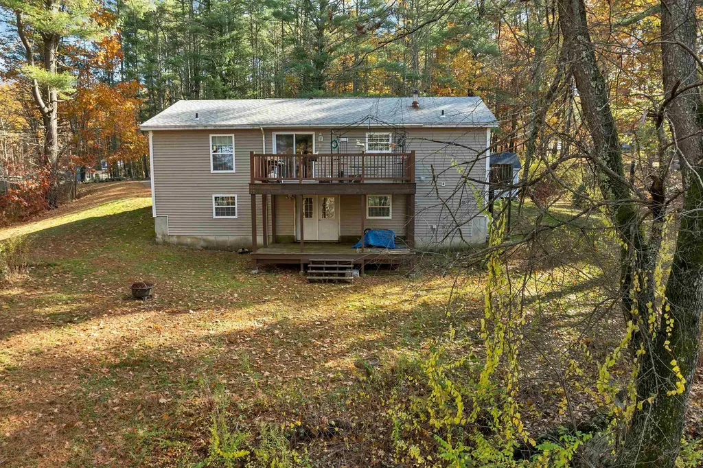 68 Berry River Road Barrington NH 03825