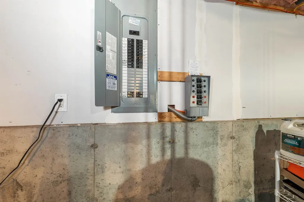 68 Berry River Road Barrington NH 03825