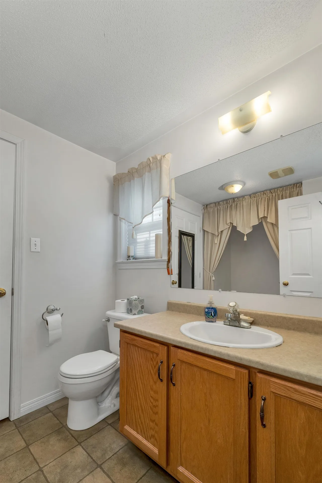 68 Berry River Road Barrington NH 03825