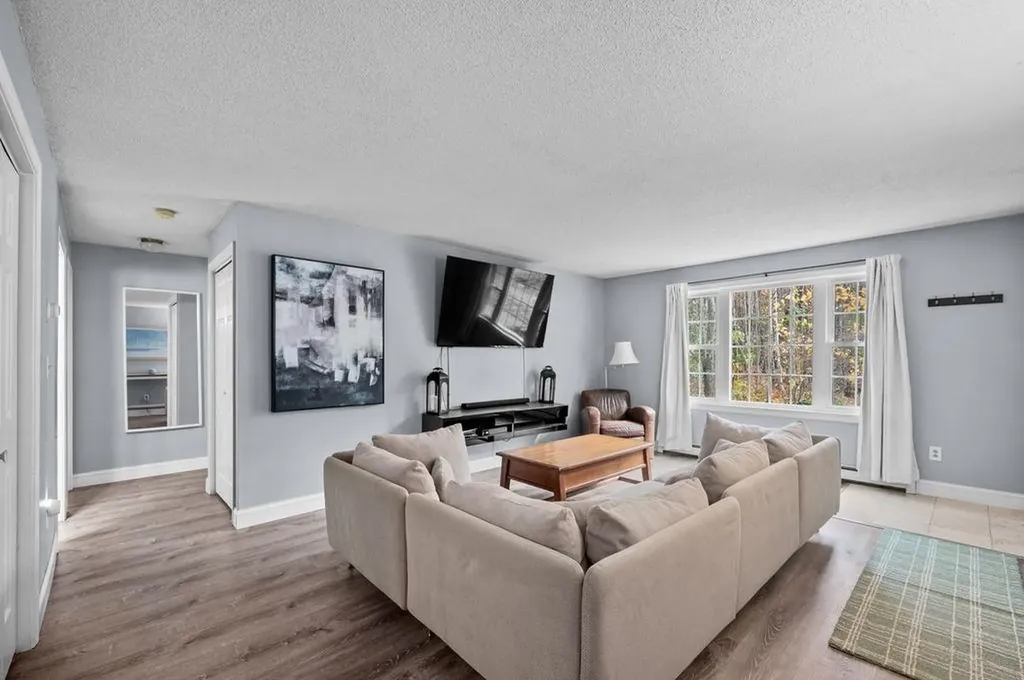 809 Springbrook Circle Portsmouth NH 03801