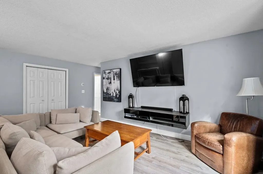 809 Springbrook Circle Portsmouth NH 03801