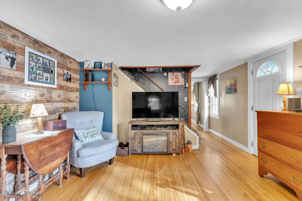 1282 Calais Road Marshfield VT 05658