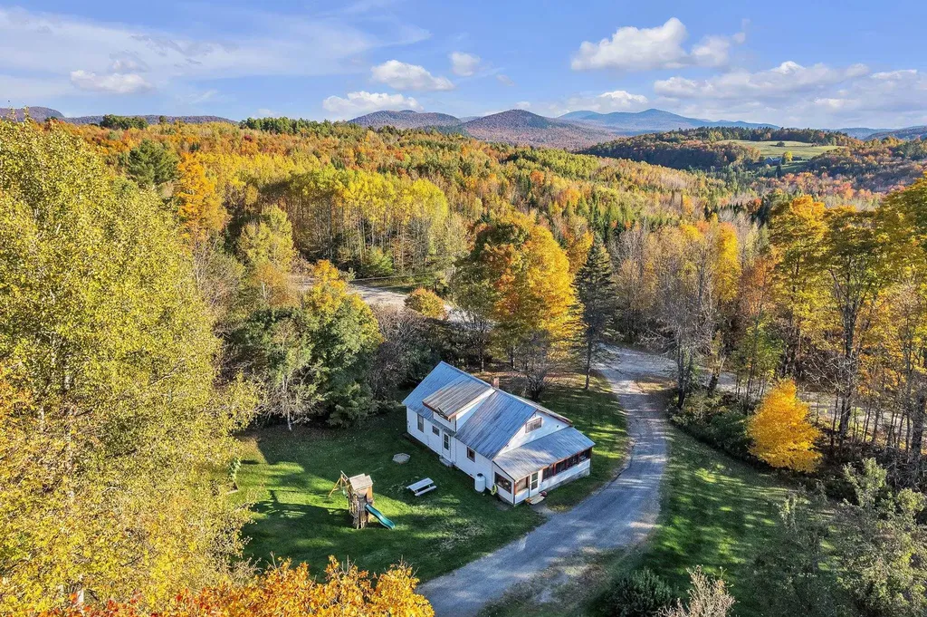 1282 Calais Road Marshfield VT 05658