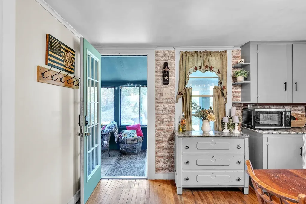 1282 Calais Road Marshfield VT 05658