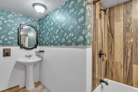 1282 Calais Road Marshfield VT 05658