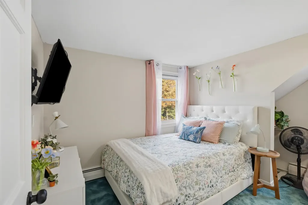 6 Russett Lane Hampstead NH 03826