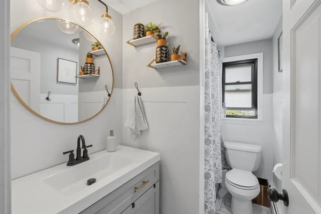 6 Russett Lane Hampstead NH 03826