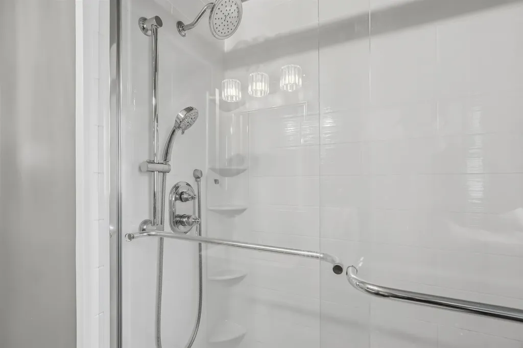 6 Russett Lane Hampstead NH 03826