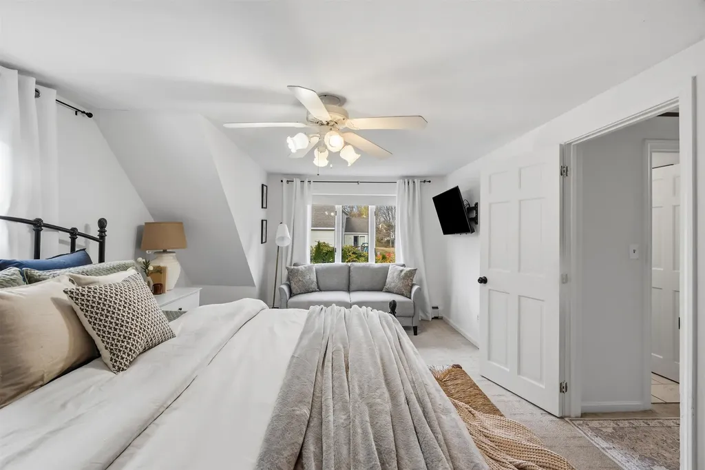 6 Russett Lane Hampstead NH 03826