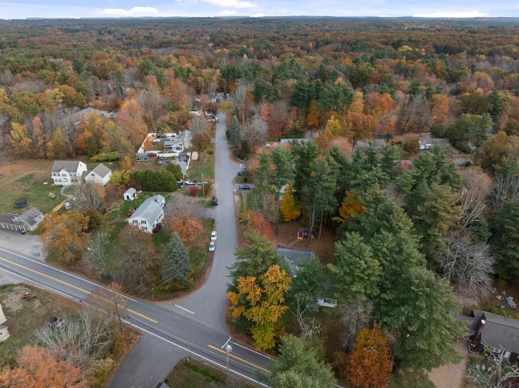 6 Russett Lane Hampstead NH 03826