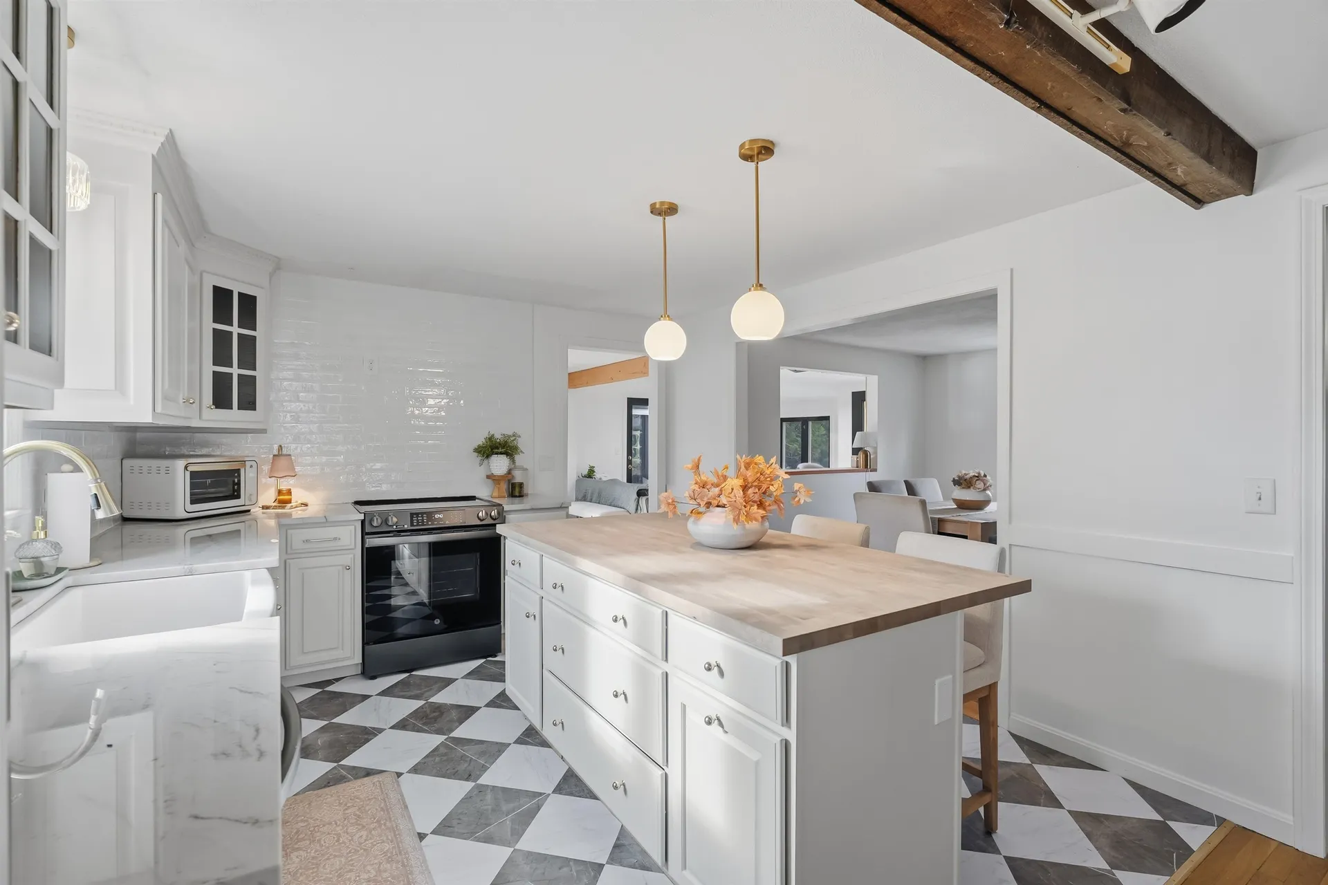 6 Russett Lane Hampstead NH 03826