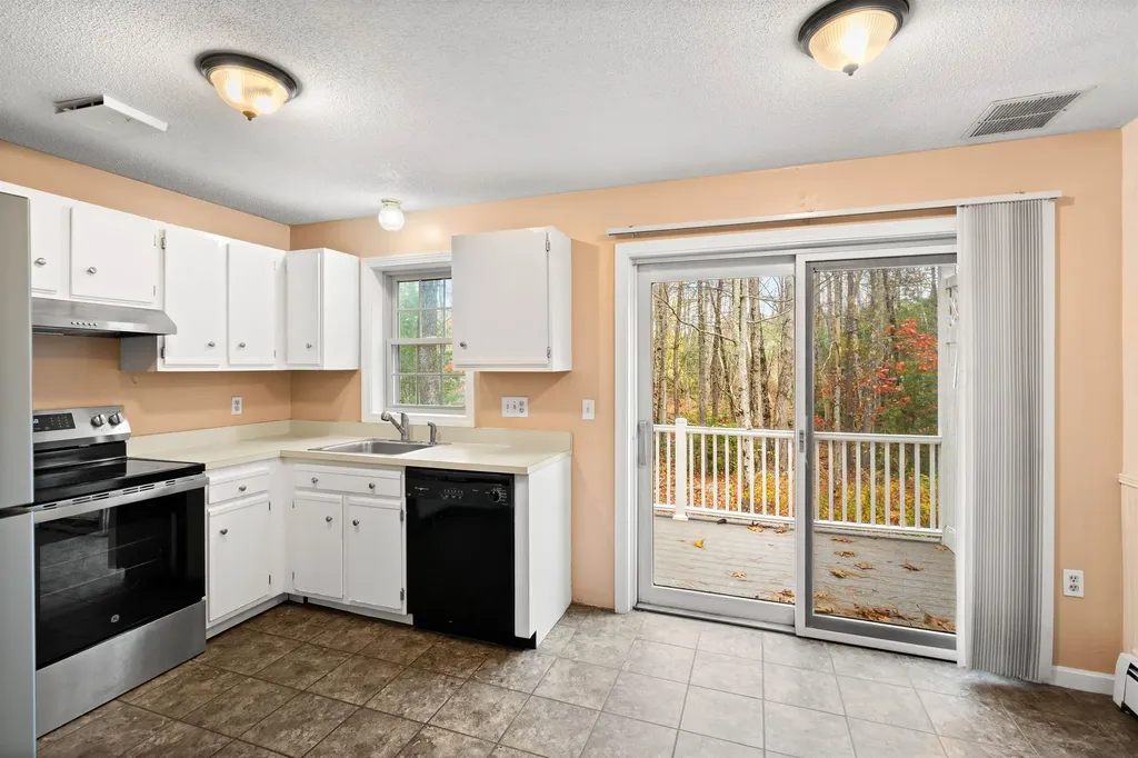 80 Woodland Green Rochester NH 03868