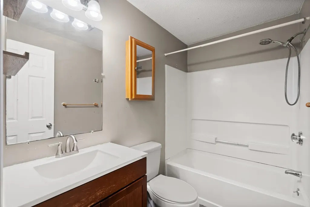 80 Woodland Green Rochester NH 03868