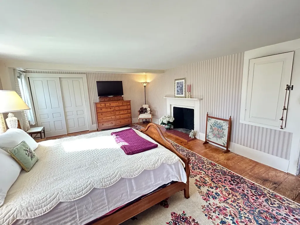 188 Drinkwater Road Kensington NH 03833